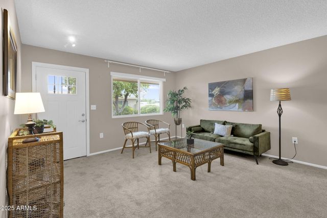 10547 W COGGINS Drive, Sun City, AZ 85351