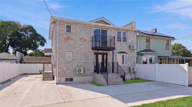 137-08 218th Street, Laurelton, NY 11413