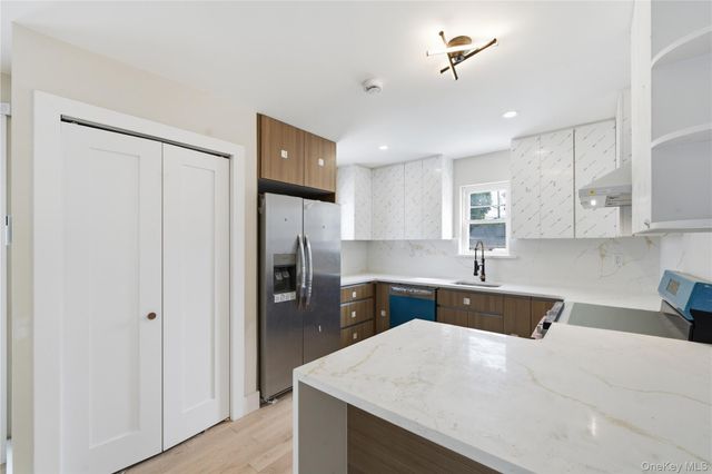 137-08 218th Street, Laurelton, NY 11413