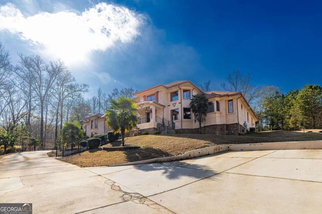 3135 Juhan Road, Stone Mountain, GA 30087