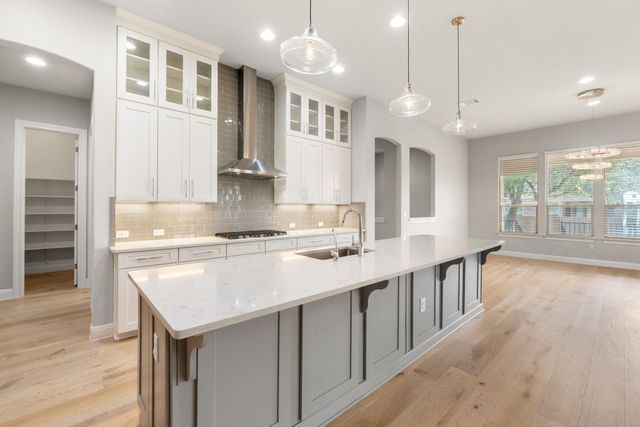 10709 Lavon BND, Austin, TX 78717