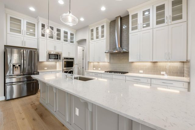 10709 Lavon BND, Austin, TX 78717