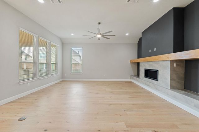 10709 Lavon BND, Austin, TX 78717