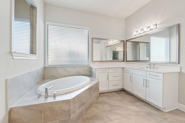 10709 Lavon BND, Austin, TX 78717