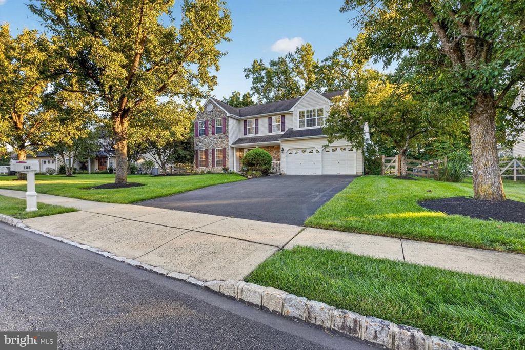 105 SUMMIT PL, LANSDALE, PA 19446 — exterior