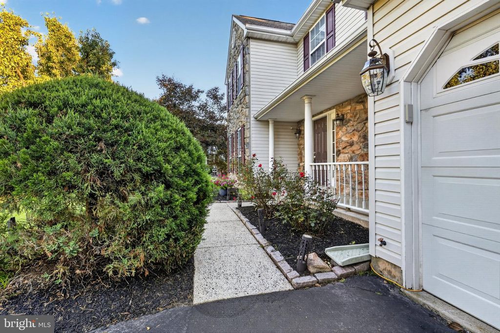 105 SUMMIT PL, LANSDALE, PA 19446 — photo 5