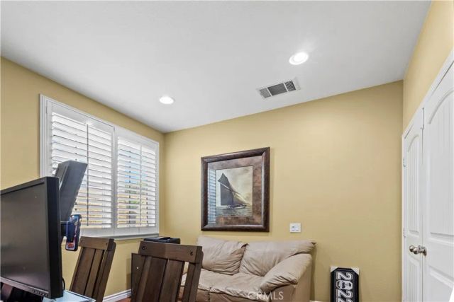 5031 Cottontail, Fontana, CA 92336
