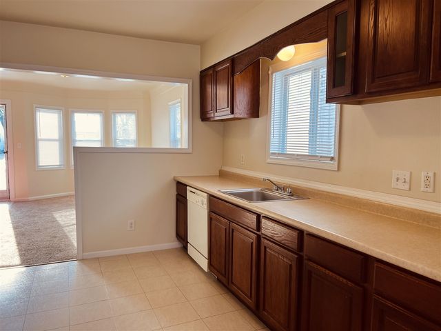 1864 Ford Boulevard, Lincoln Park, MI 48146