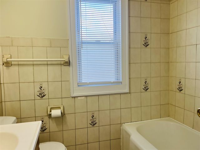 1864 Ford Boulevard, Lincoln Park, MI 48146