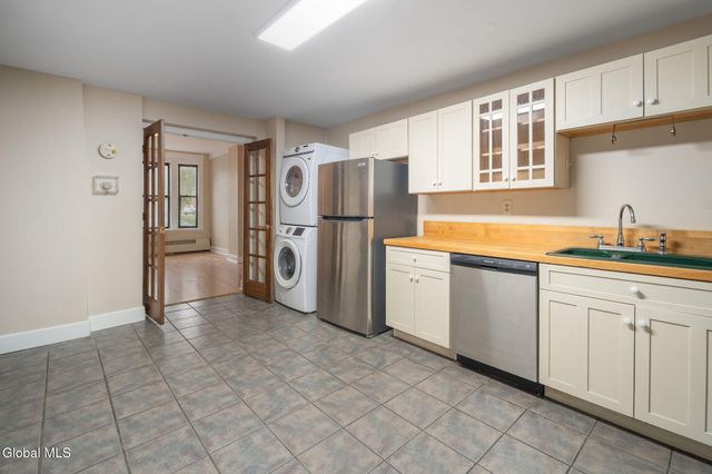 70 Willett Street, Albany, NY 12210