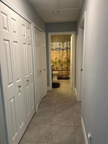 1114 SW Bellevue Avenue, Port St. Lucie, FL 34953