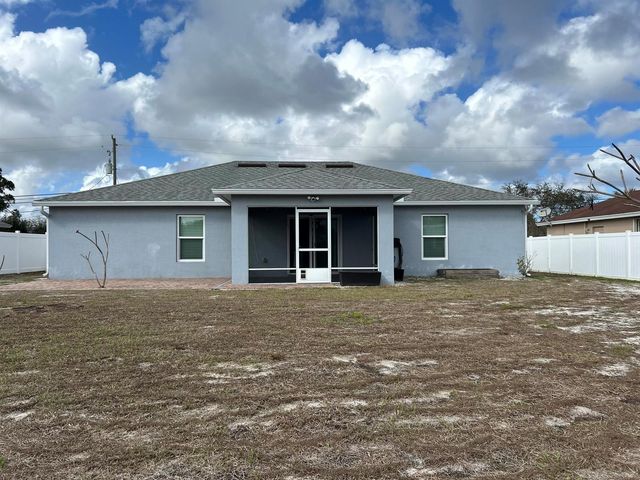 1114 SW Bellevue Avenue, Port St. Lucie, FL 34953