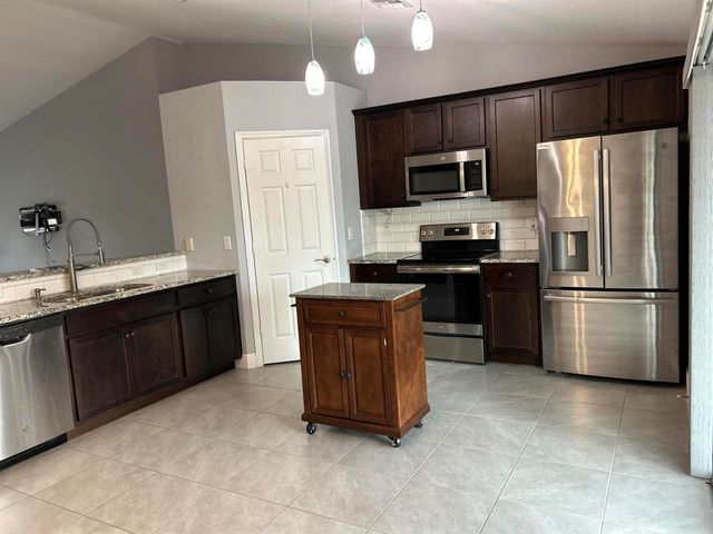 1114 SW Bellevue Avenue, Port St. Lucie, FL 34953