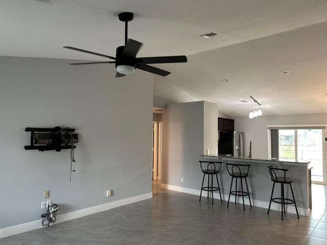 1114 SW Bellevue Avenue, Port St. Lucie, FL 34953