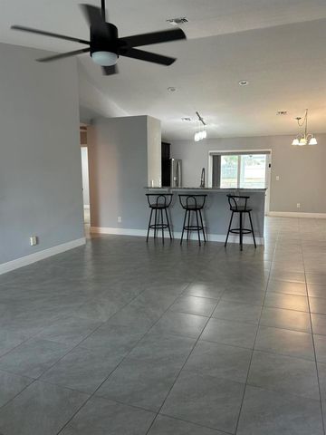 1114 SW Bellevue Avenue, Port St. Lucie, FL 34953