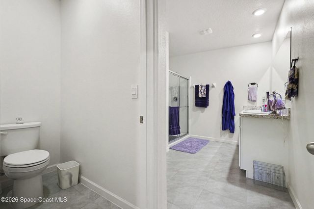 543 Old Country Road SE, Palm Bay, FL 32909