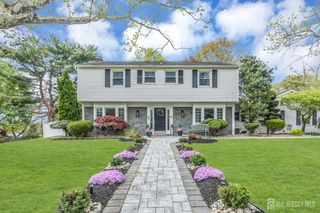7 Stratford Drive, Old Bridge, NJ 08857