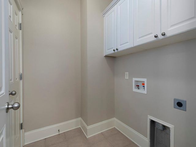 236 Highcrest Drive, Acworth, GA 30101