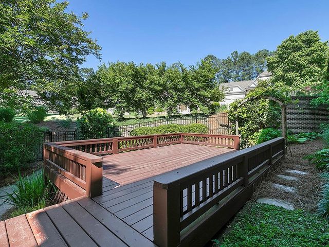 236 Highcrest Drive, Acworth, GA 30101