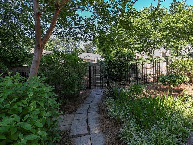 236 Highcrest Drive, Acworth, GA 30101
