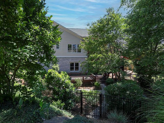 236 Highcrest Drive, Acworth, GA 30101
