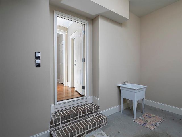 236 Highcrest Drive, Acworth, GA 30101