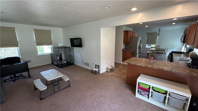 153 Sherman Ave, Etna, PA 15223