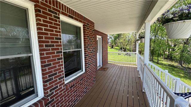 153 Sherman Ave, Etna, PA 15223