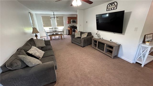 153 Sherman Ave, Etna, PA 15223