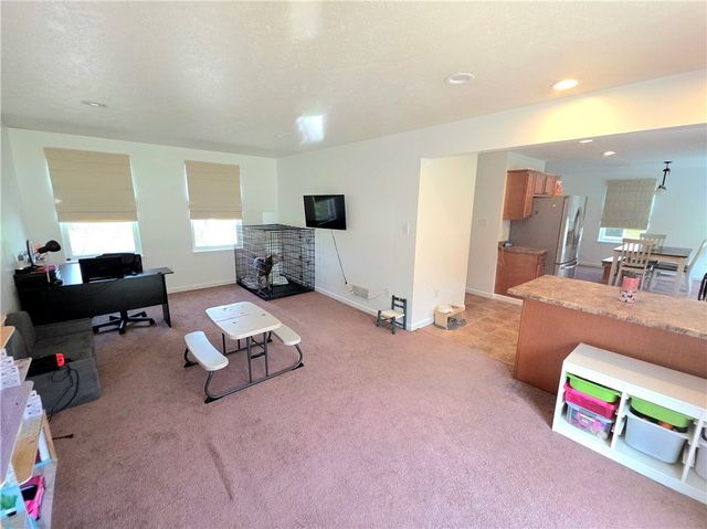153 Sherman Ave, Etna, PA 15223