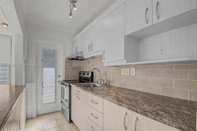 60 NW 79th St 23, Miami, FL 33150