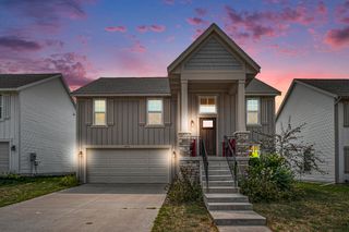 3814 Blazing Star SE, Kentwood, MI 49512