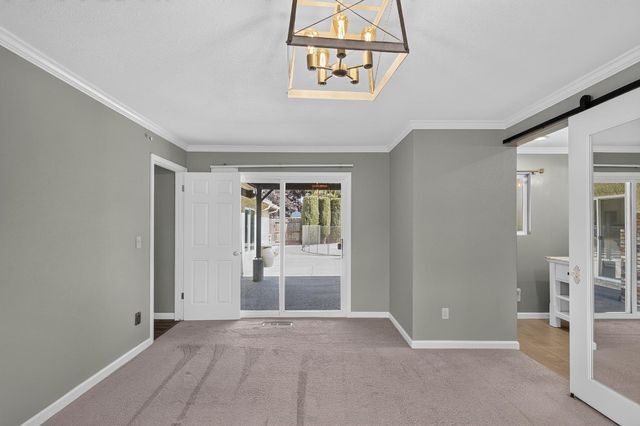 115 Elena Ct, Turlock, CA 95380