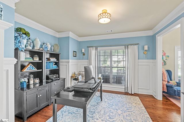 27 Laurelhart Lane, Simpsonville, SC 29681