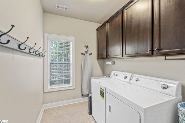 27 Laurelhart Lane, Simpsonville, SC 29681