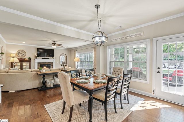 27 Laurelhart Lane, Simpsonville, SC 29681