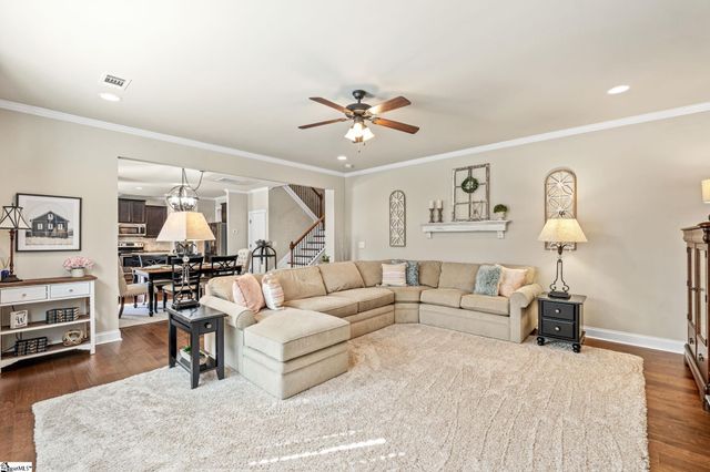 27 Laurelhart Lane, Simpsonville, SC 29681