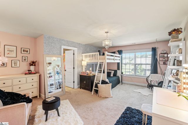 27 Laurelhart Lane, Simpsonville, SC 29681