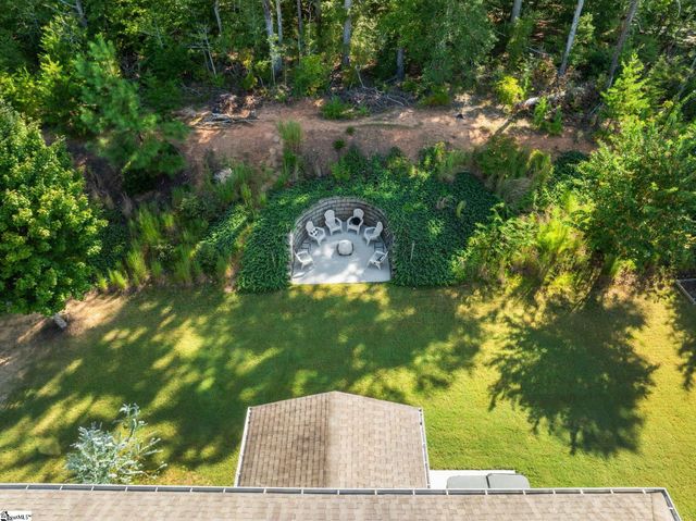 27 Laurelhart Lane, Simpsonville, SC 29681