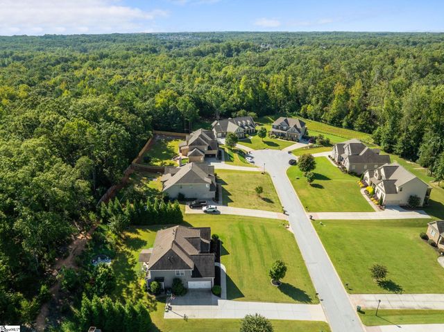 27 Laurelhart Lane, Simpsonville, SC 29681