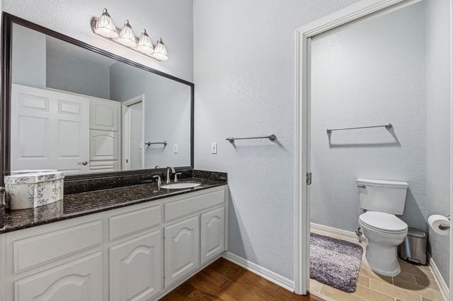 900 Canyonwood DR, Dripping Springs, TX 78620