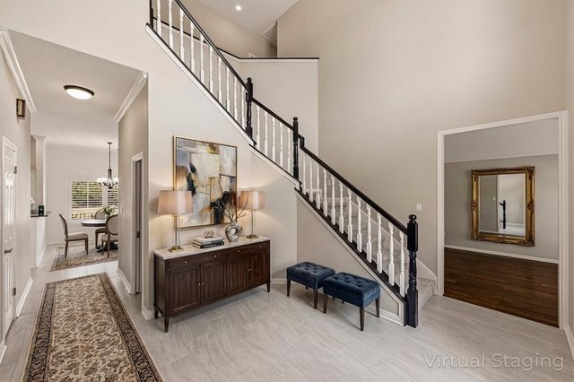 900 Canyonwood DR, Dripping Springs, TX 78620