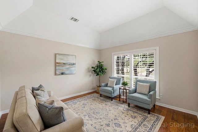 900 Canyonwood DR, Dripping Springs, TX 78620