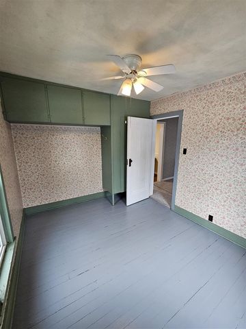 414 Quarterline Street, Portland, MI 48875