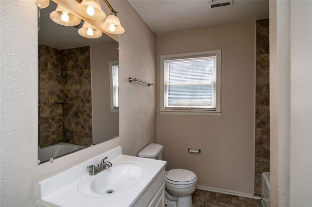 1604 Weiler Boulevard, Fort Worth, TX 76112