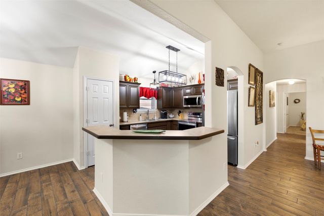 327 Choctaw Trail, Waxahachie, TX 75165
