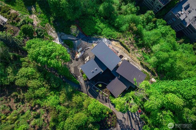 1019 California Lane SW, Seattle, WA 98116