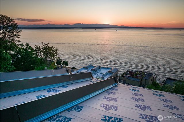 1019 California Lane SW, Seattle, WA 98116