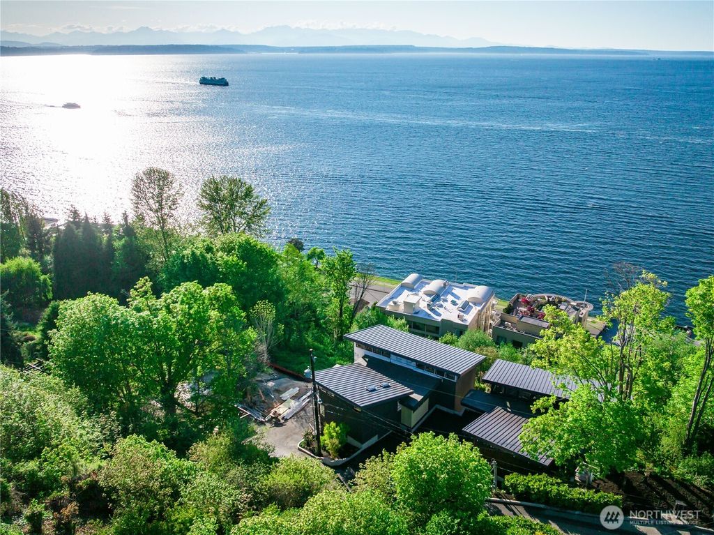 1019 California Lane SW, Seattle, WA 98116