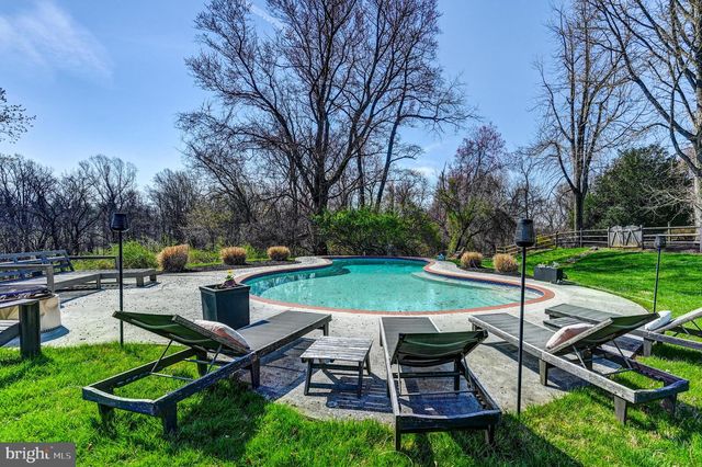 2615 POT SPRING RD, Lutherville Timonium, MD 21093